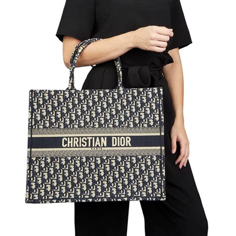 christian dior tote bag 2021|Christian Dior canvas bag price.